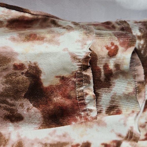 Cato  Tie Dye Pattern With Distressed Bottom - Picture 4 of 8